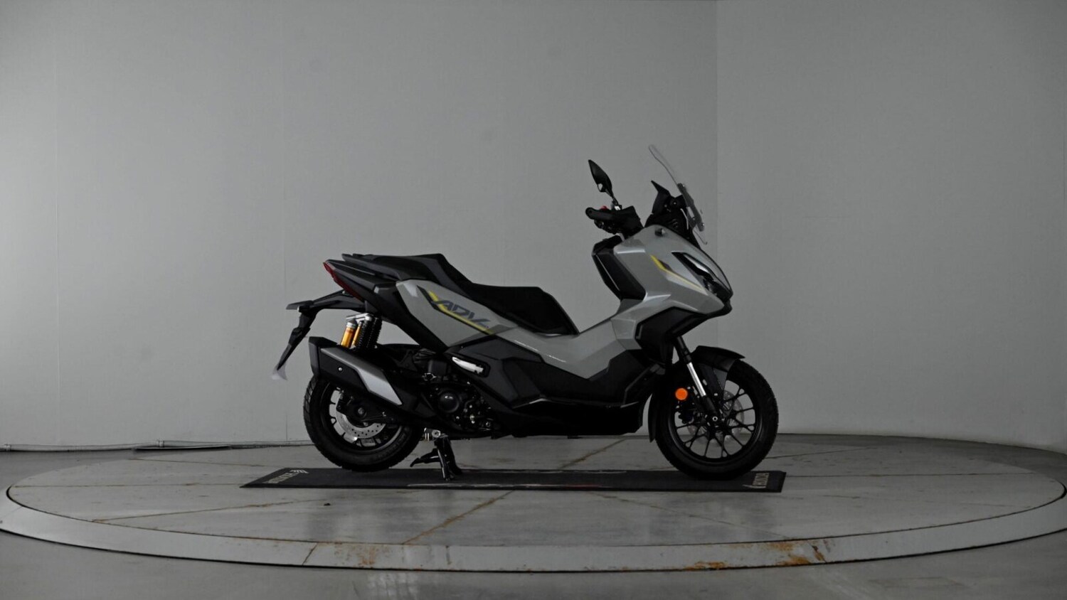Used Honda ADV 350 for sale - 77975467: Photo 36