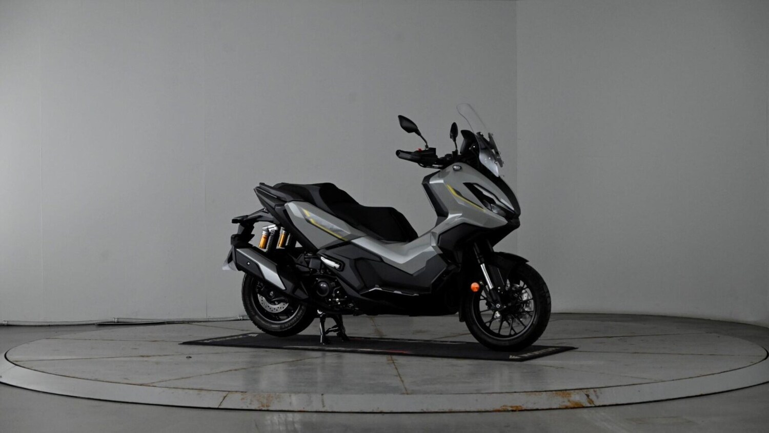 Used Honda ADV 350 for sale - 77975467: Photo 38