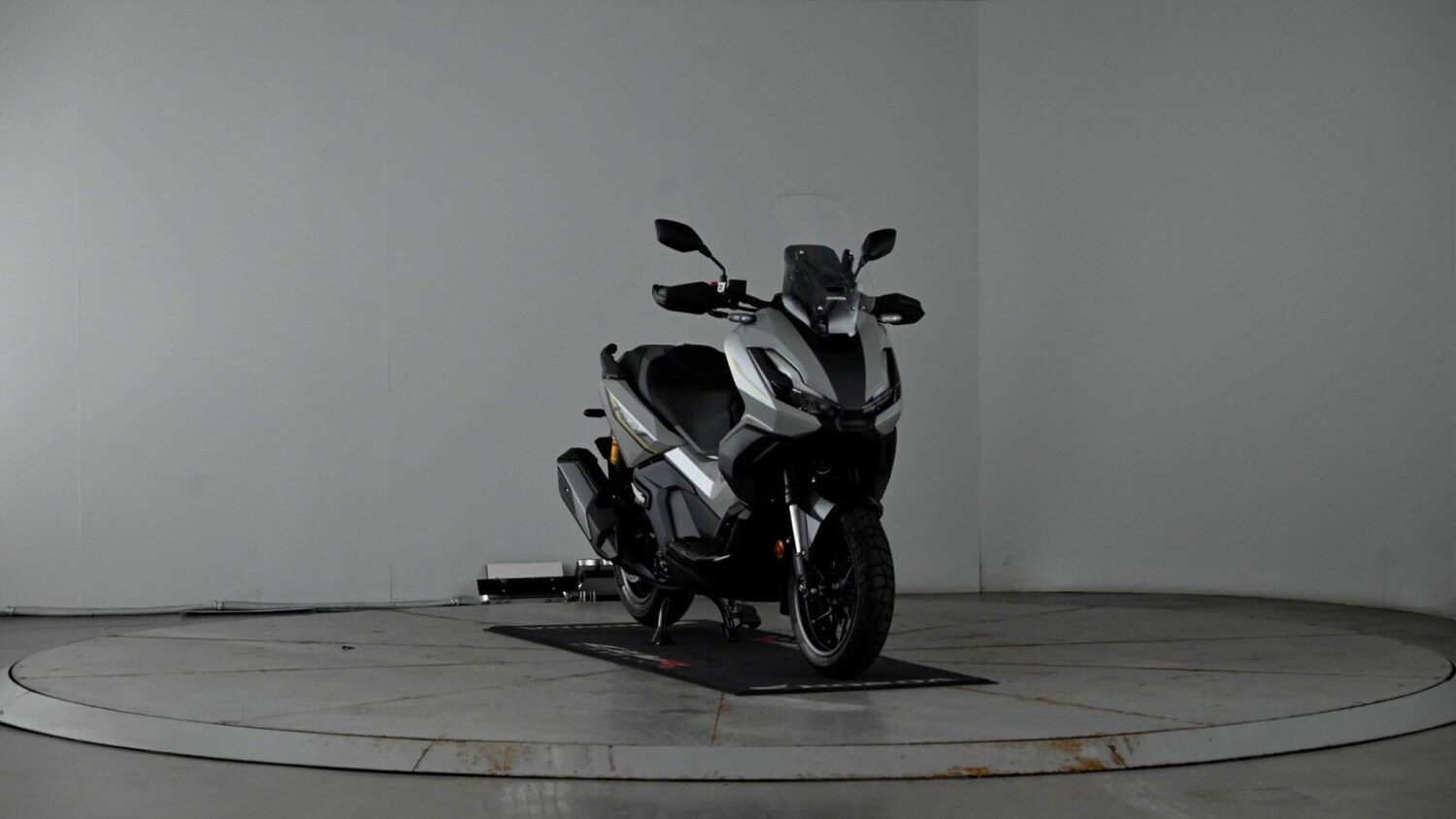 Used Honda ADV 350 for sale - 77975467: Photo 41