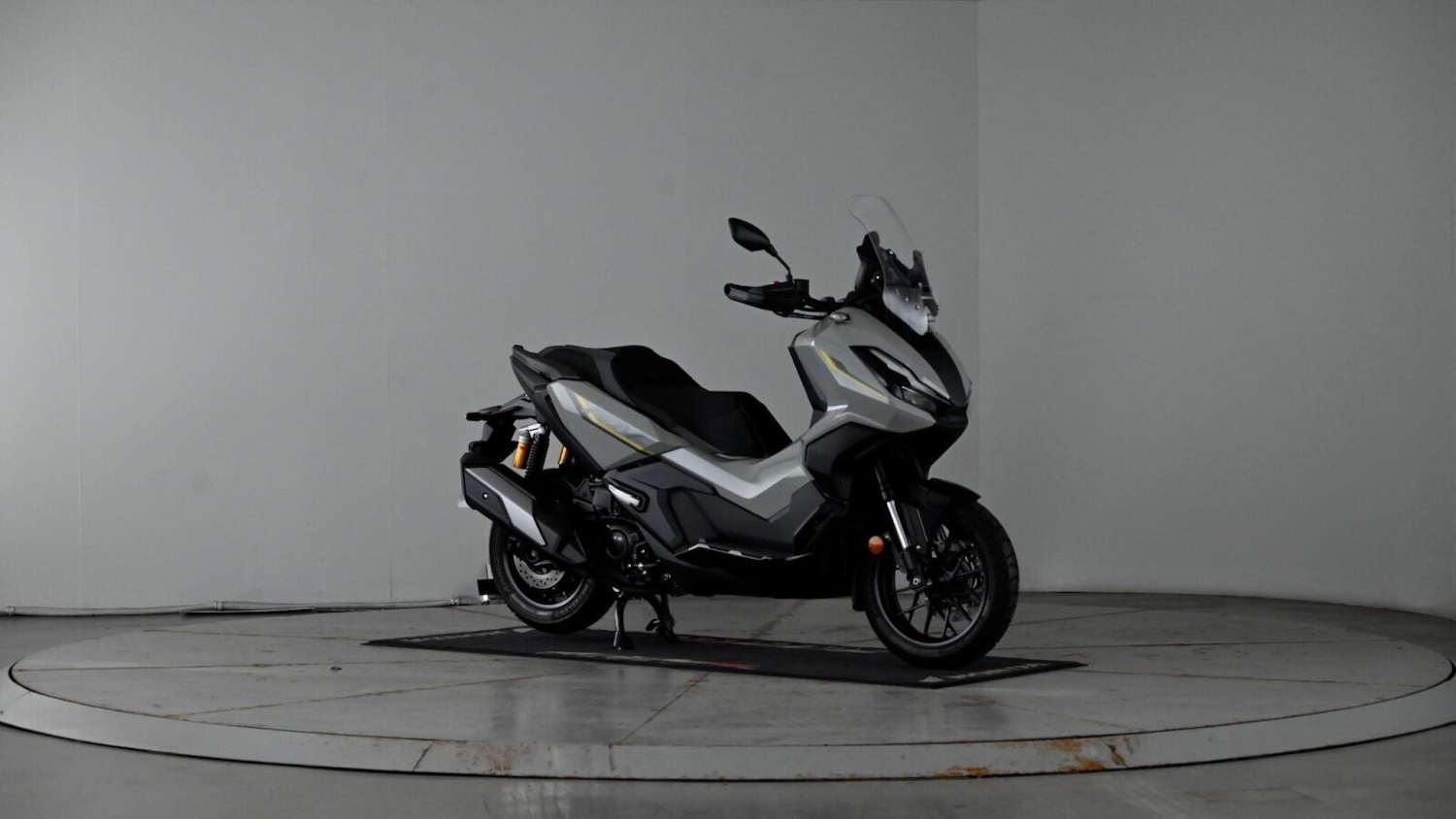 Used Honda ADV 350 for sale - 77975467: Photo 8