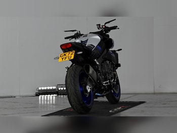Used Yamaha MT-10 2022 for sale - bike-77934331: Photo