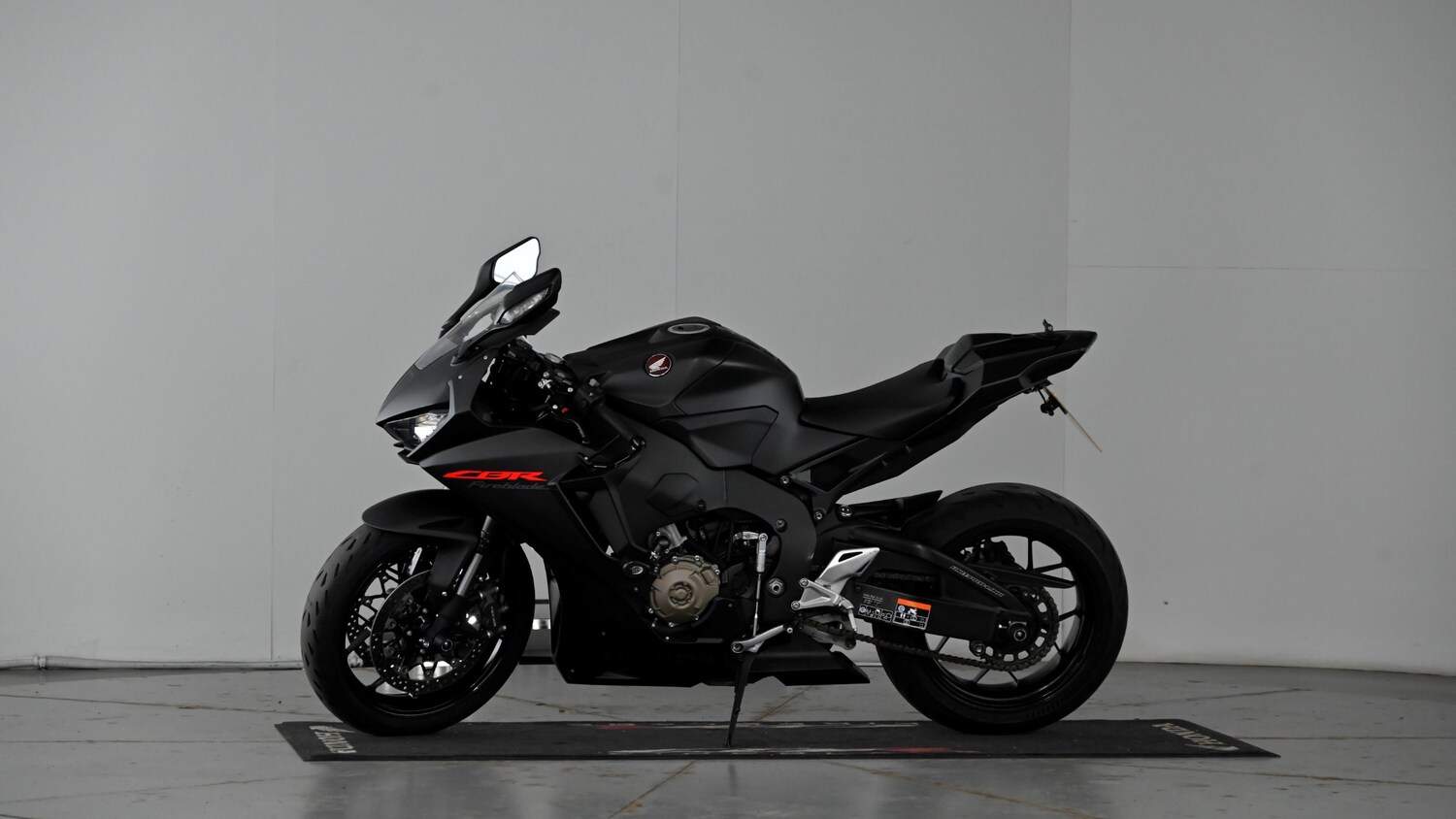 Used Honda CBR1000RR Fireblade 2019 for sale - 78364347: Photo 15