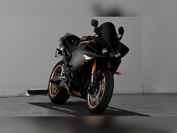 Used Yamaha R1 2009 for sale - bike-77519137: Photo