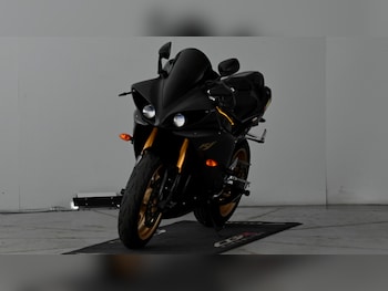 Used Yamaha R1 2009 for sale - bike-77519137: Photo