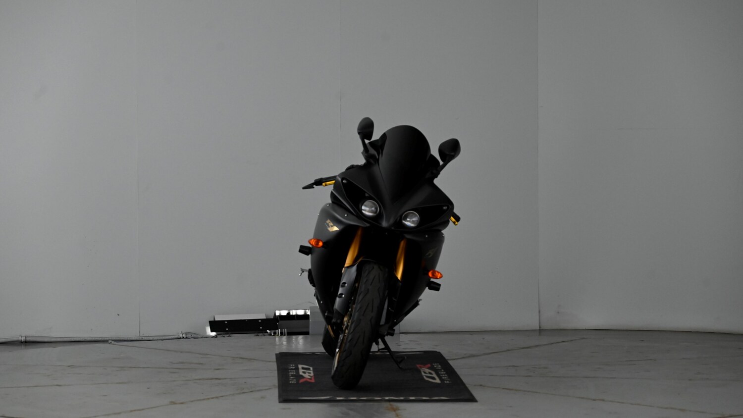 Yamaha R1