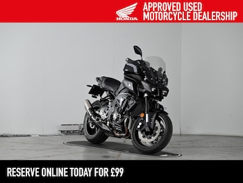Used Yamaha MT-10 2018 for sale - bike-78892536: Photo