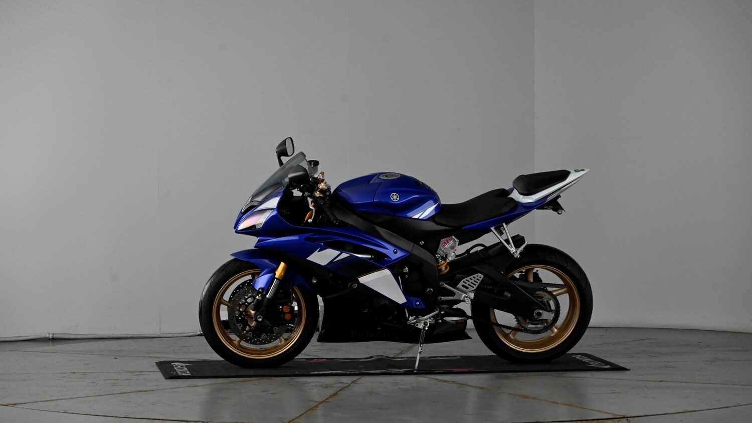 Yamaha R6