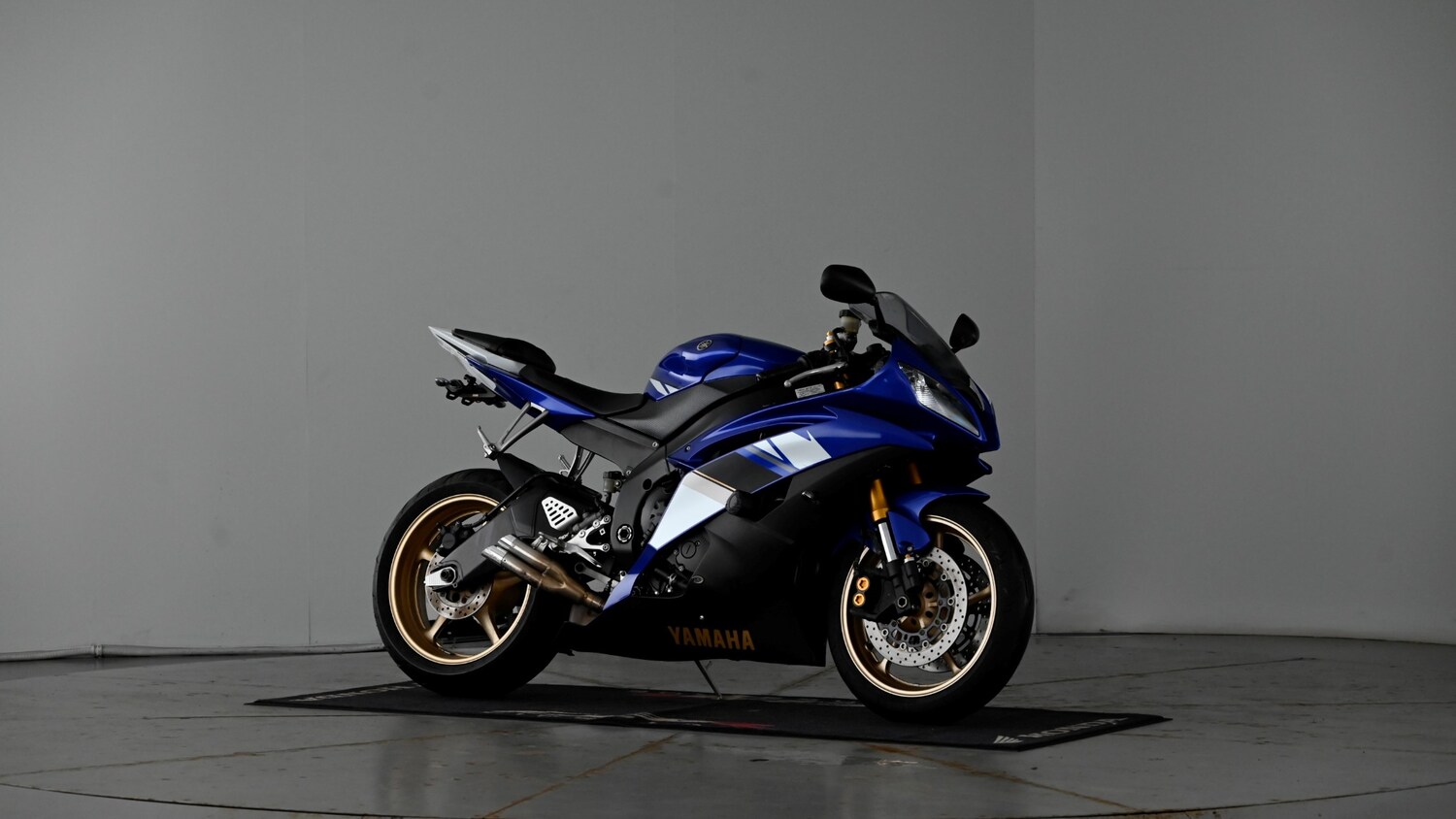Yamaha R6