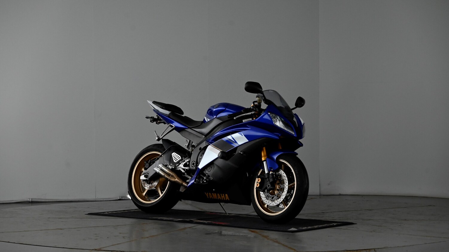 Yamaha R6