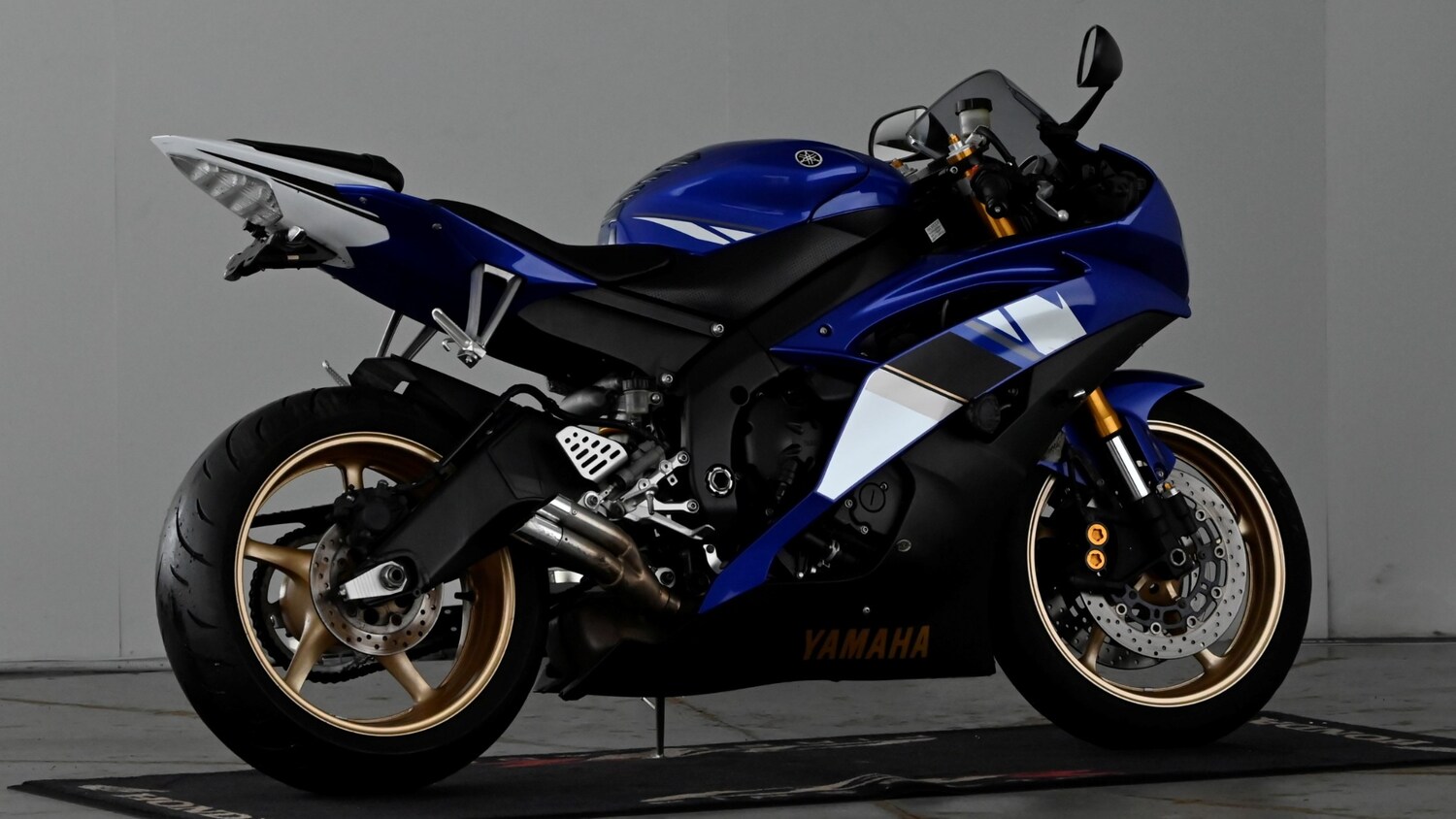 Yamaha R6