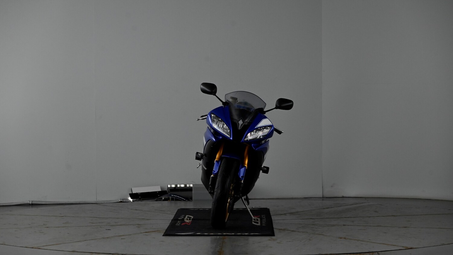 Yamaha R6