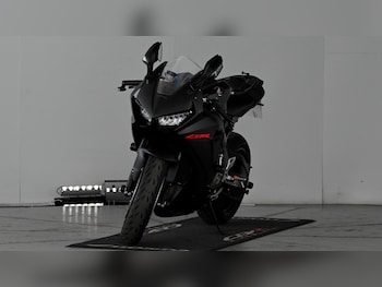Used Honda CBR1000RR Fireblade 2019 for sale - bike-78036804: Photo