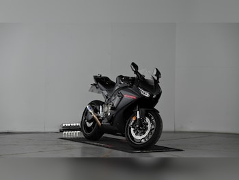 Used Honda CBR1000RR Fireblade 2019 for sale - bike-78036804: Photo