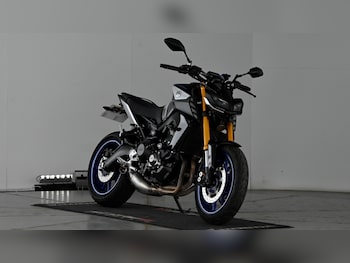 Used Yamaha MT-09 2020 for sale - bike-78049730: Photo