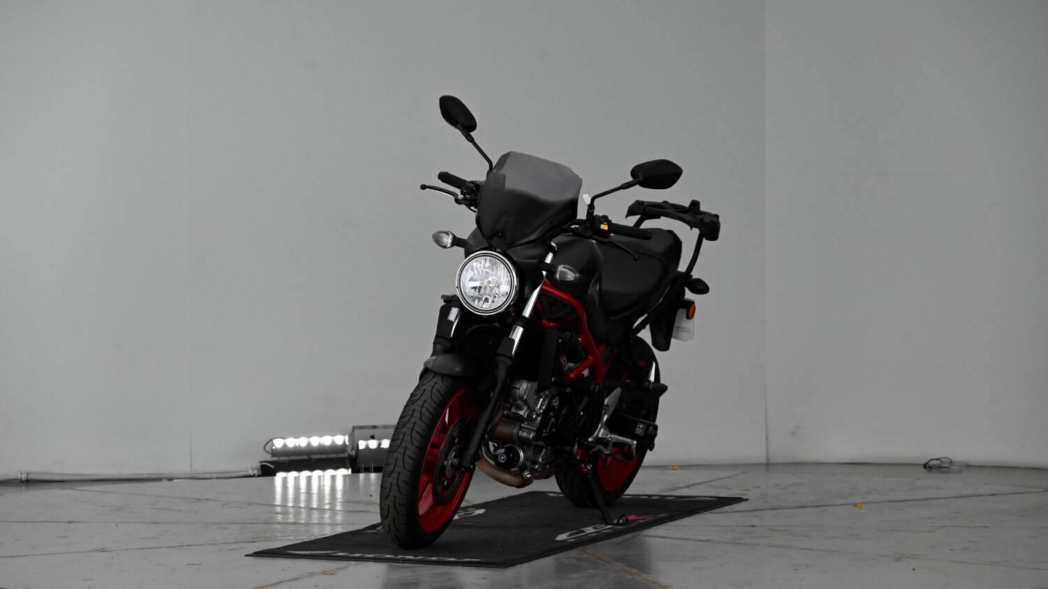 Suzuki SV650