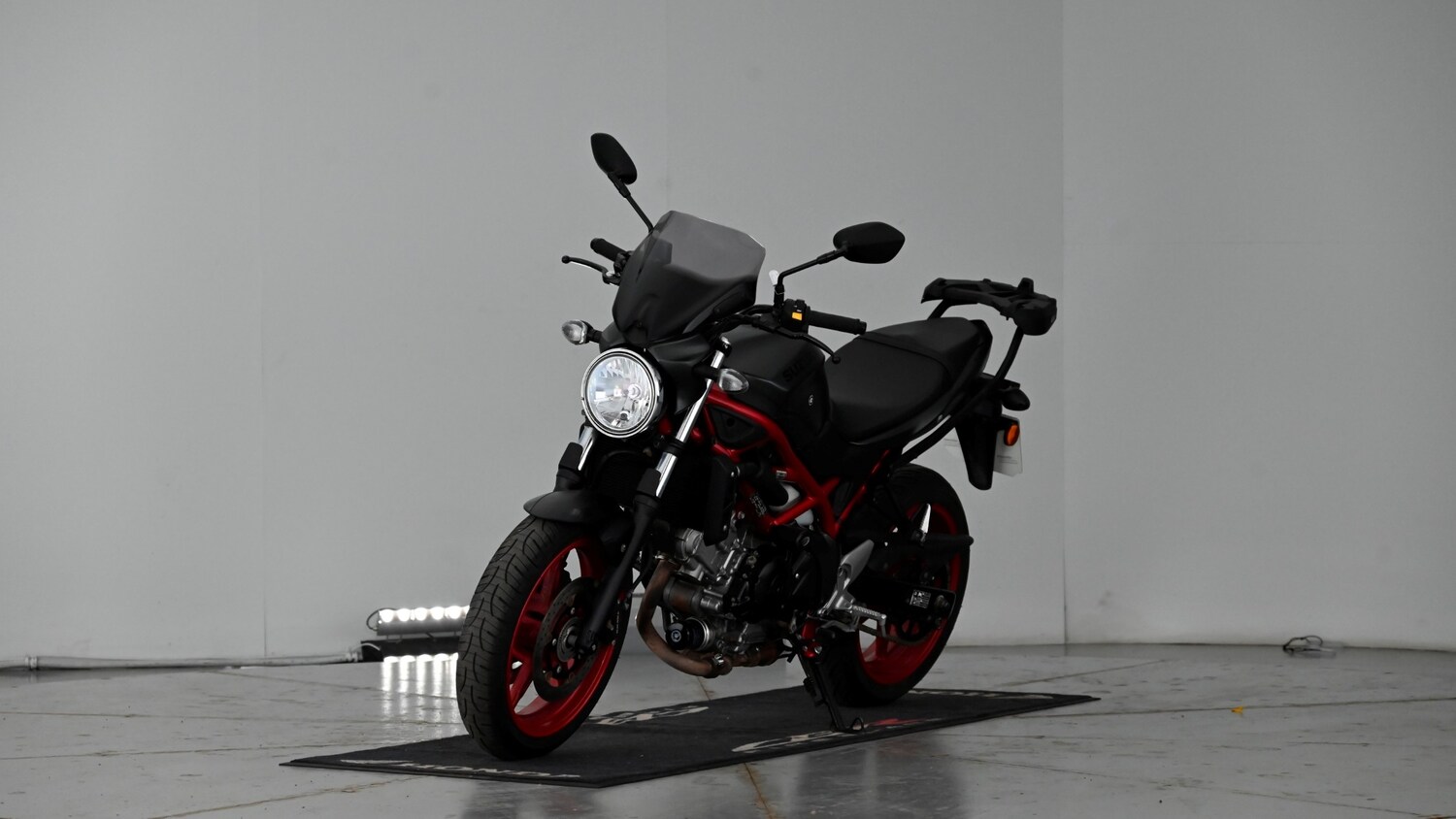 Suzuki SV650