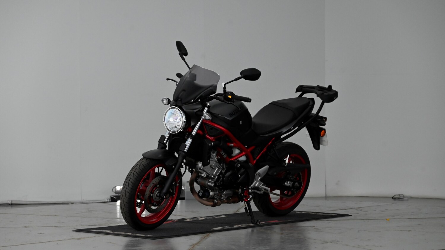 Suzuki SV650