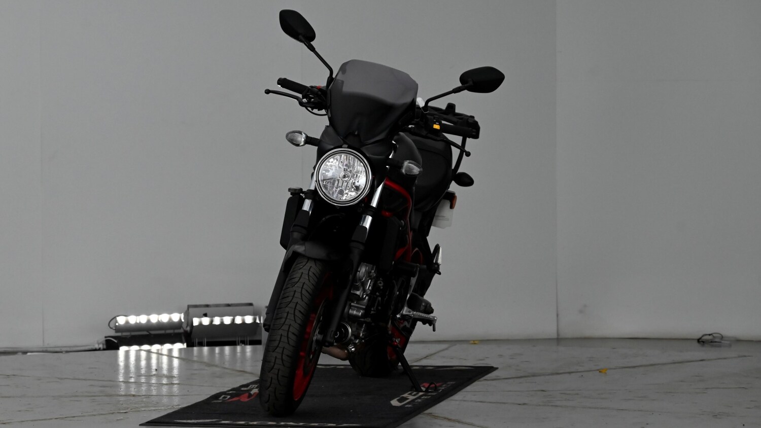 Suzuki SV650