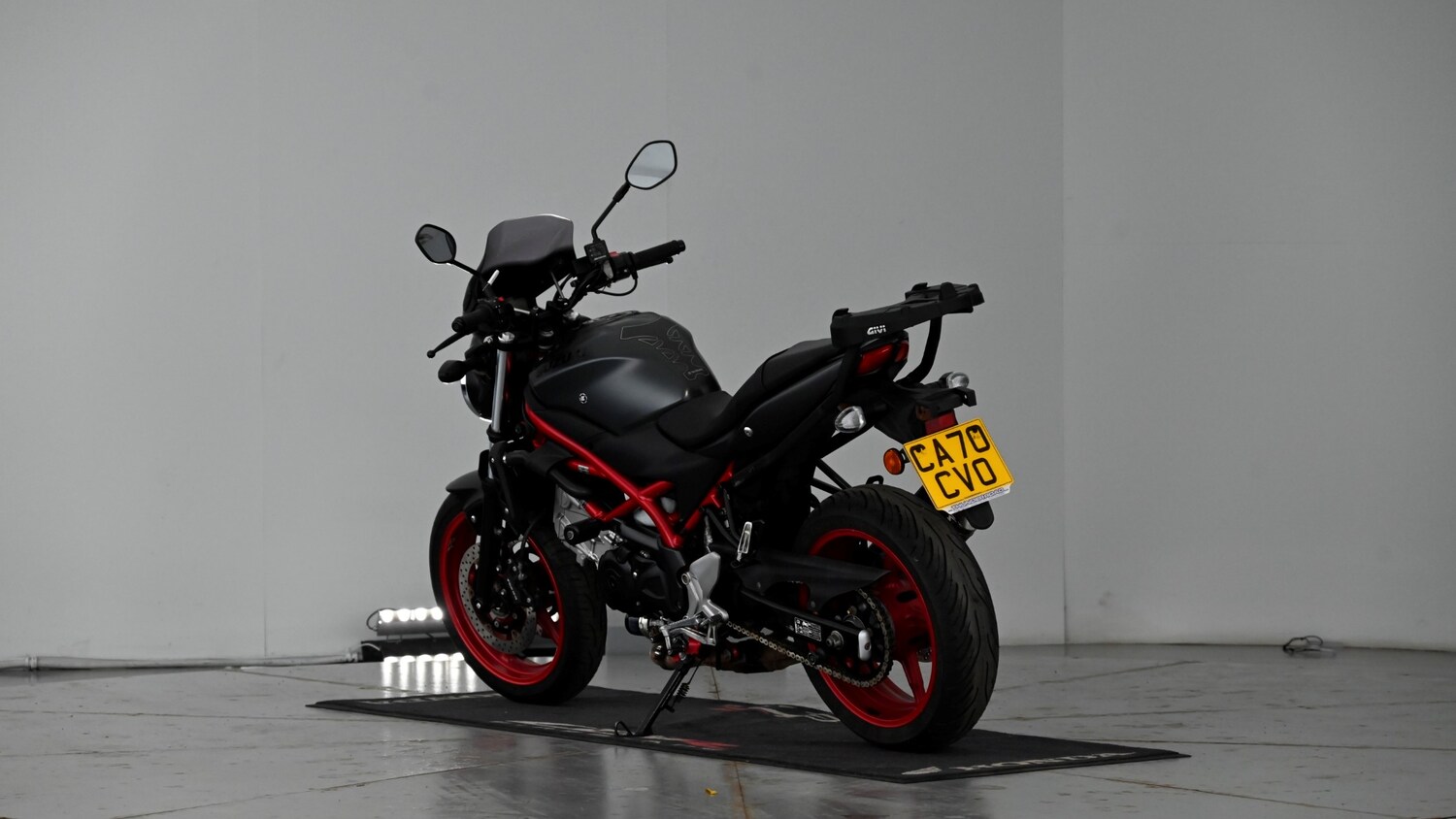 Suzuki SV650