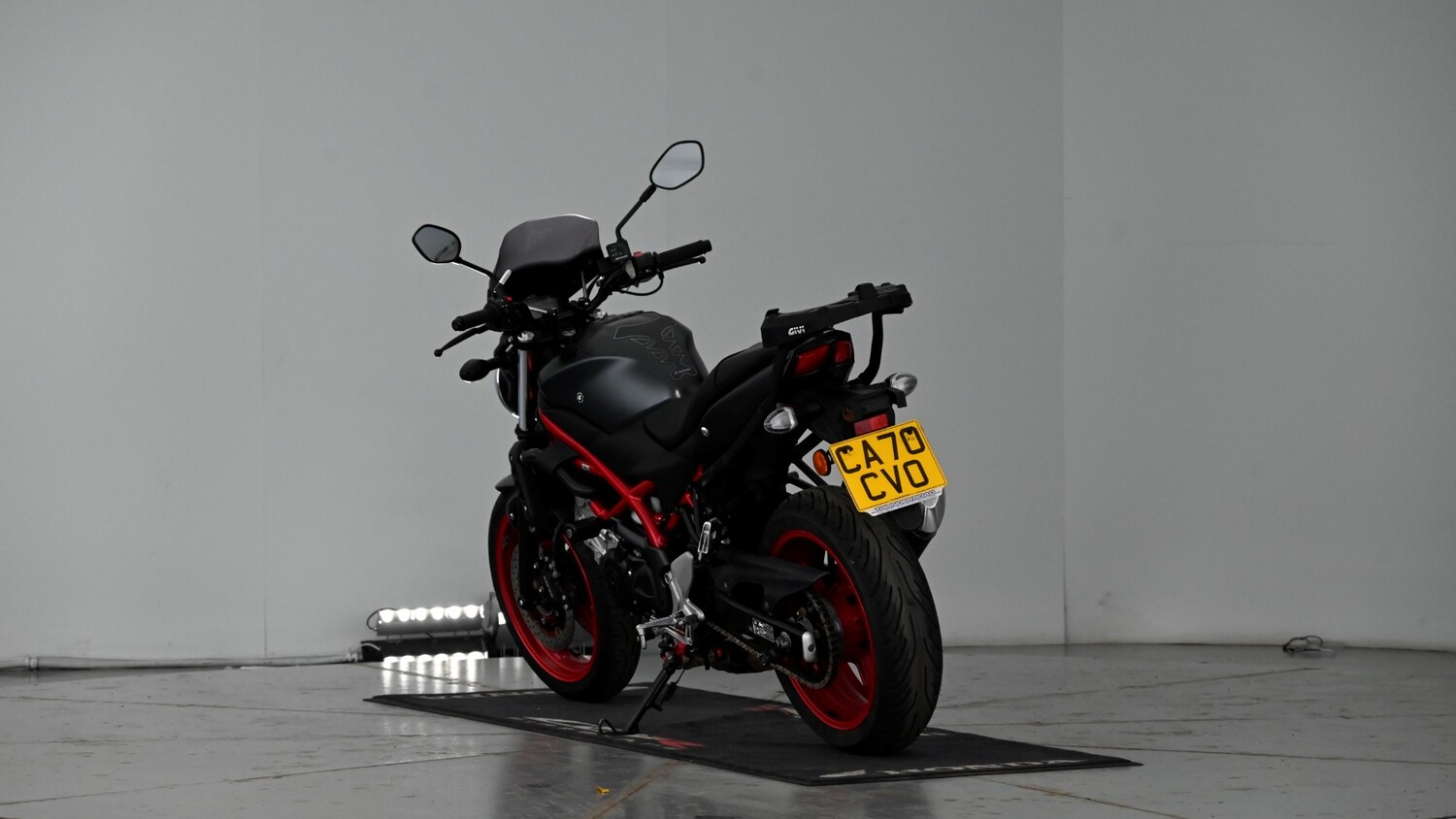 Suzuki SV650