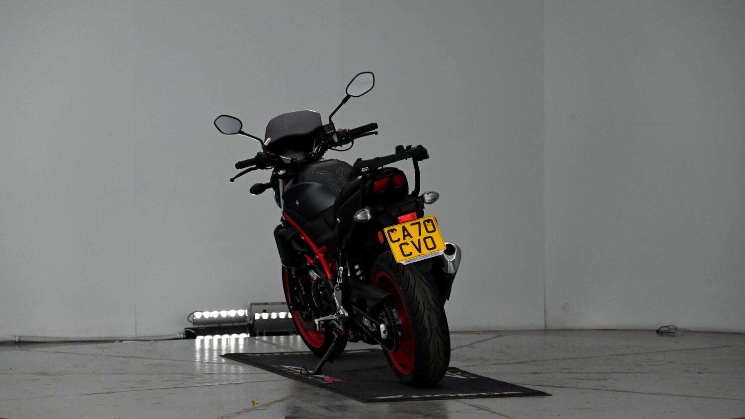 Suzuki SV650