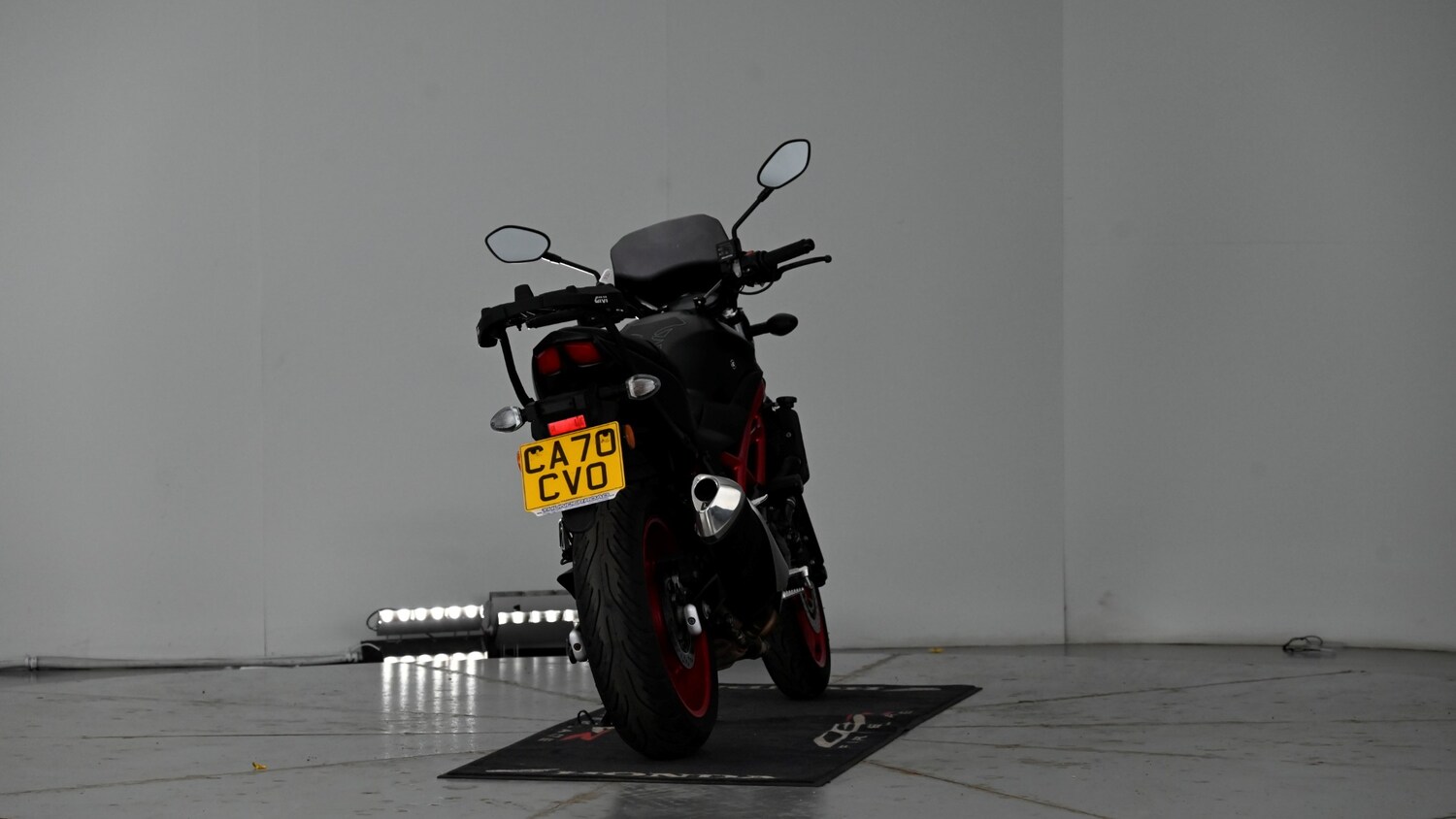 Suzuki SV650