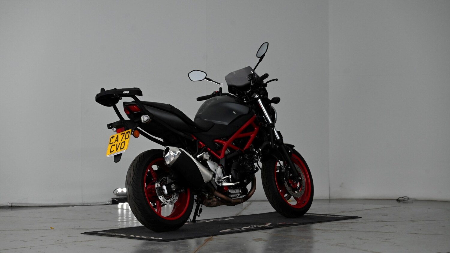 Suzuki SV650