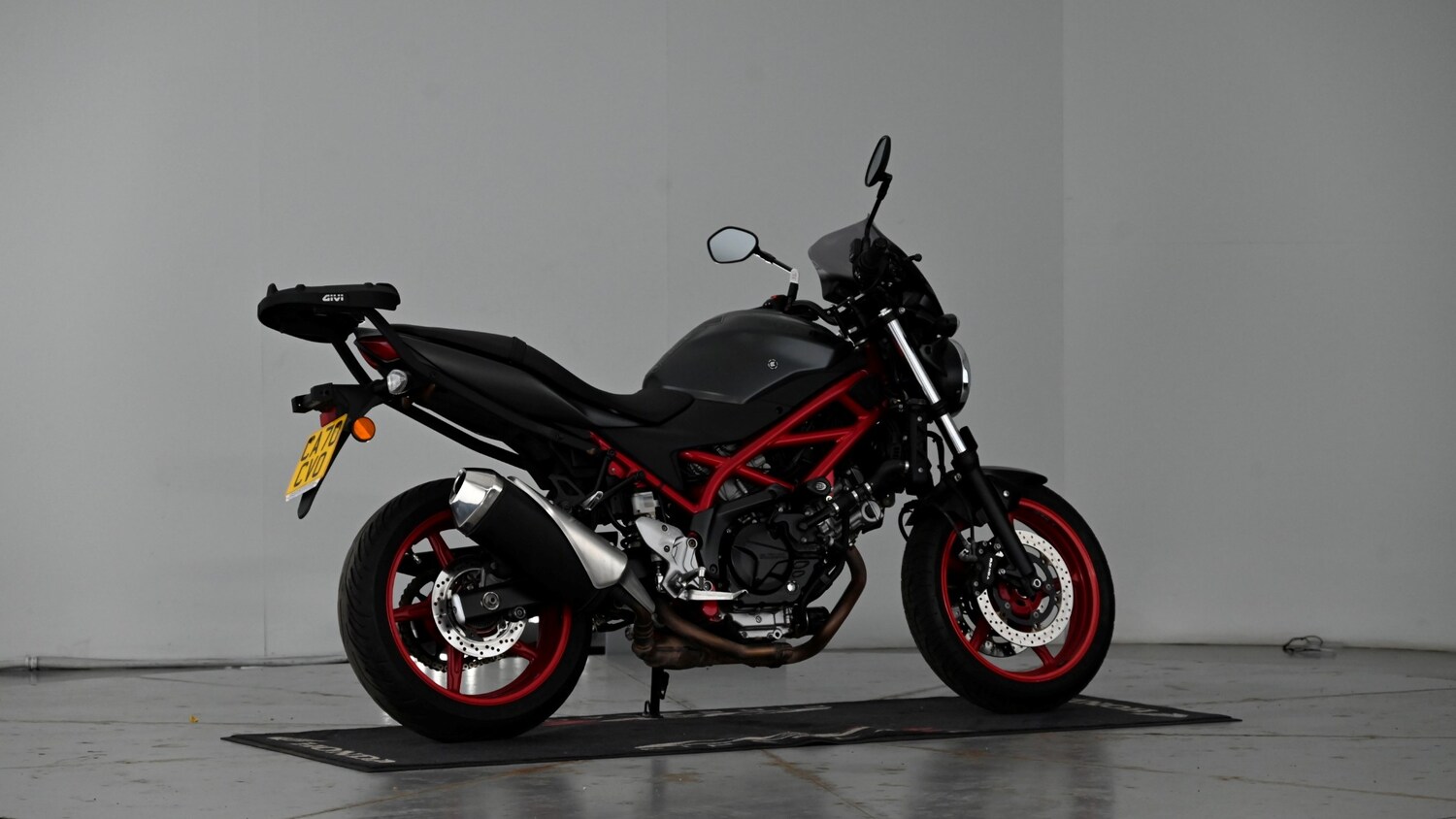 Suzuki SV650