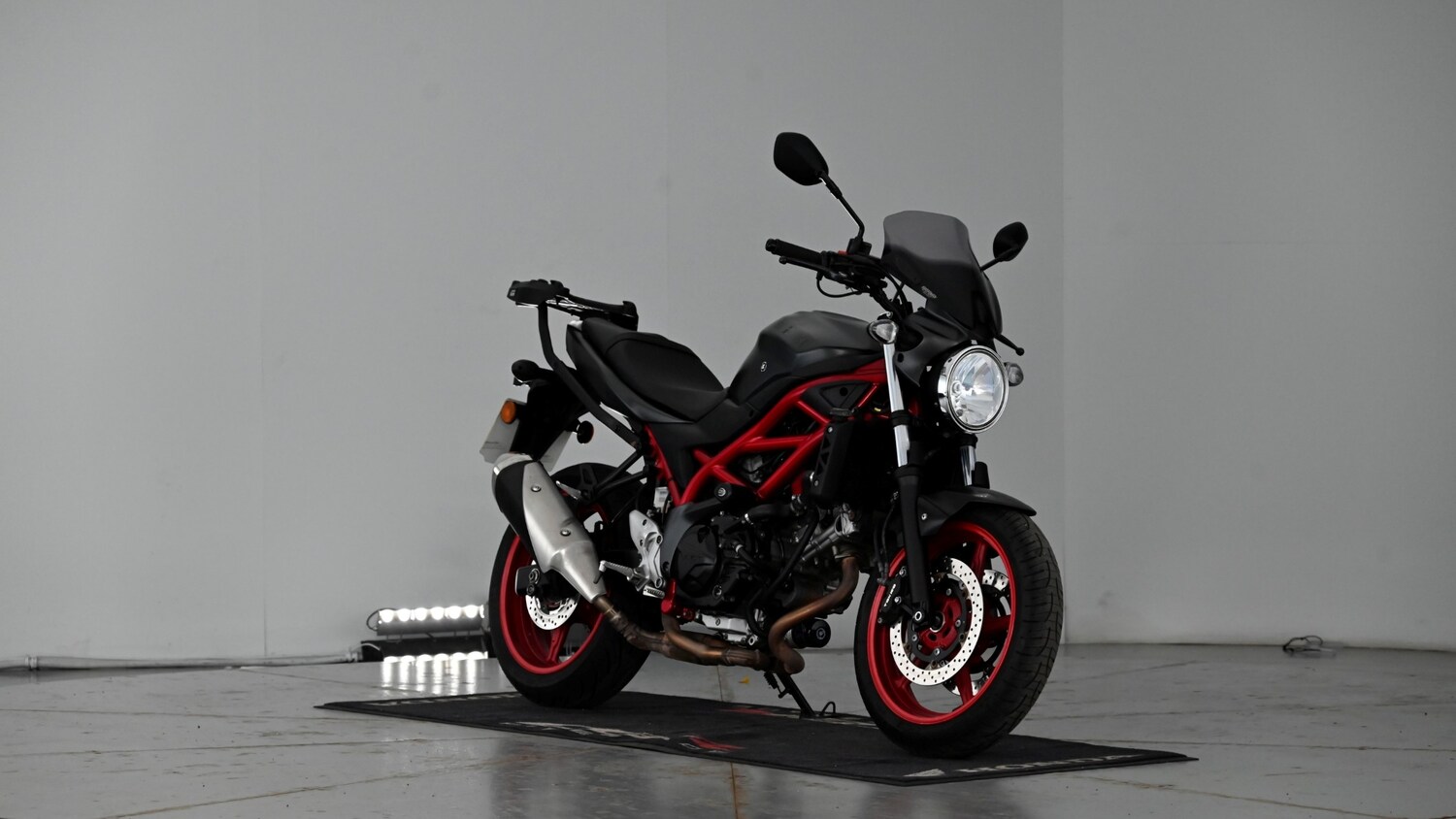 Suzuki SV650