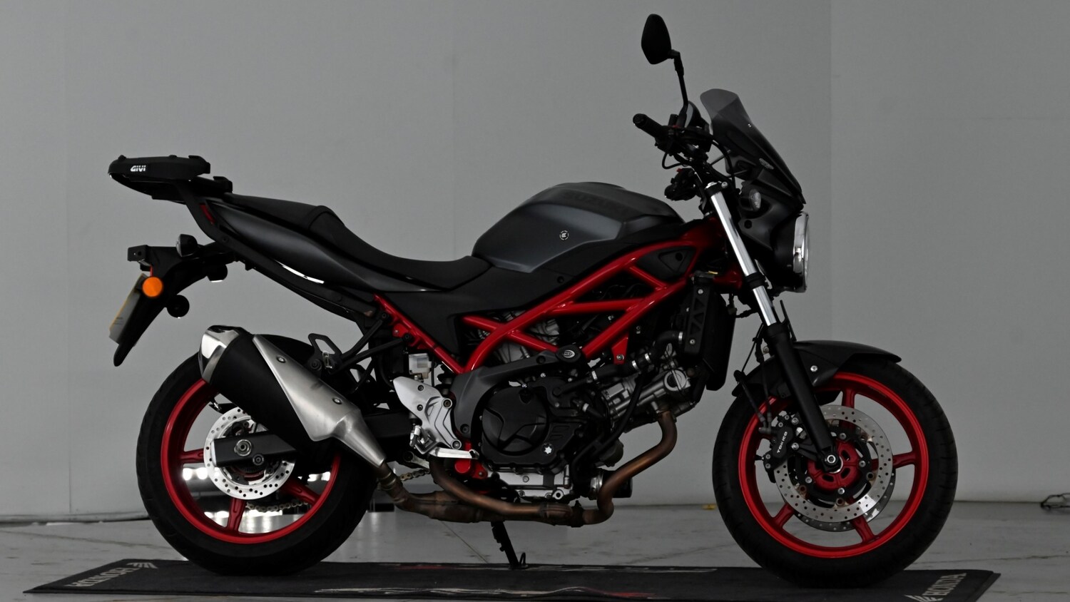 Suzuki SV650