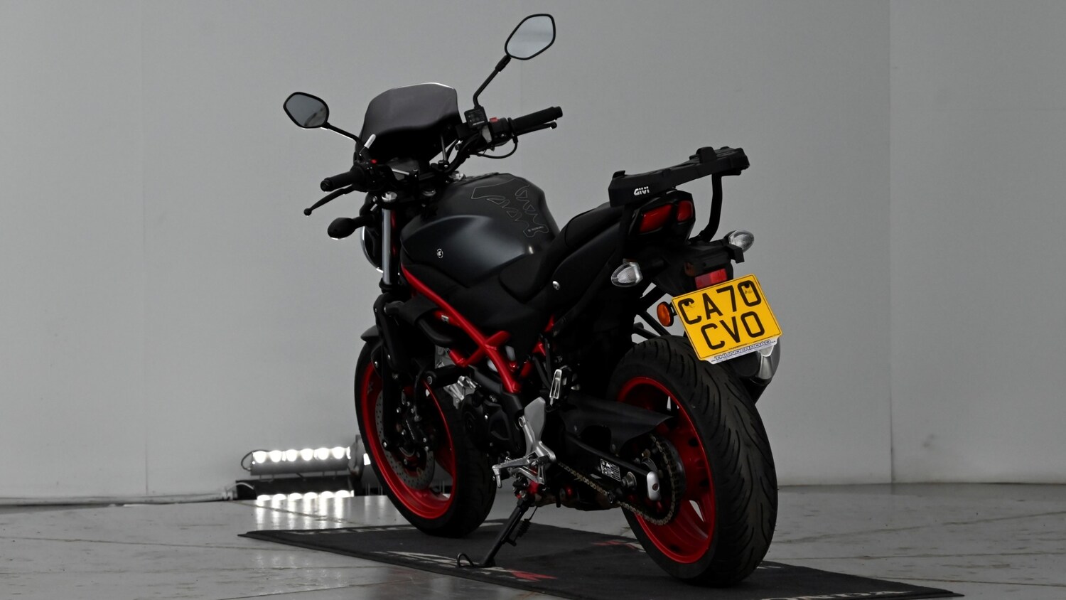 Suzuki SV650