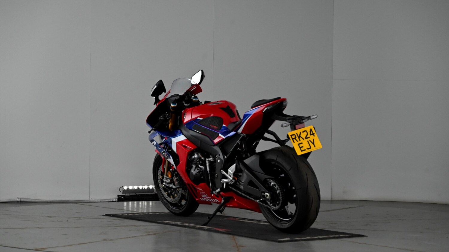 Used Honda CBR1000RR Fireblade SP 2024 for sale - 78418756: Photo 38