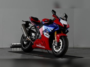 Used Honda CBR1000RR Fireblade SP 2024 for sale - bike-78418756: Photo