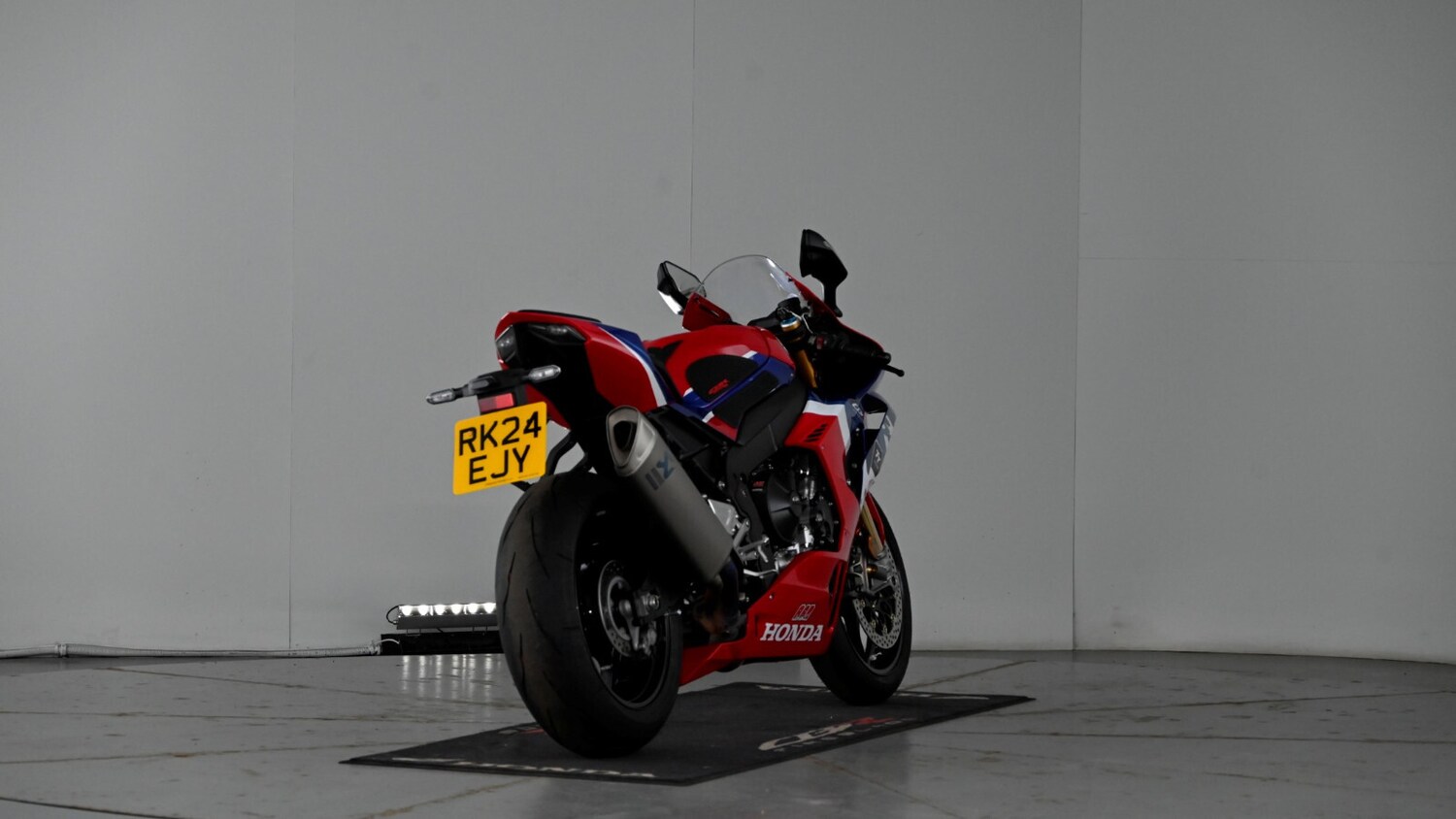 Used Honda CBR1000RR Fireblade SP 2024 for sale - 78418756: Photo 8