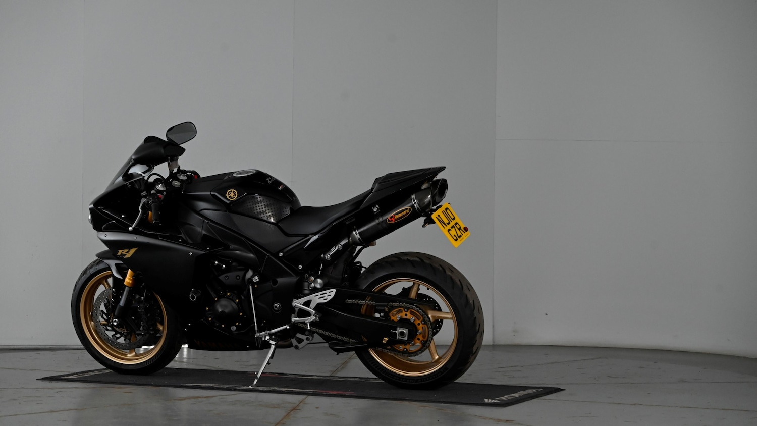 Yamaha R1
