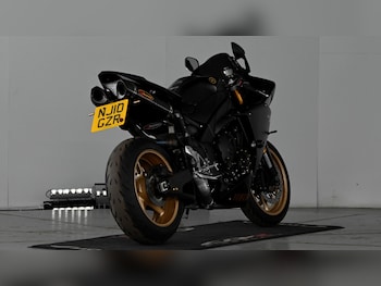 Used Yamaha R1 2010 for sale - bike-78232904: Photo