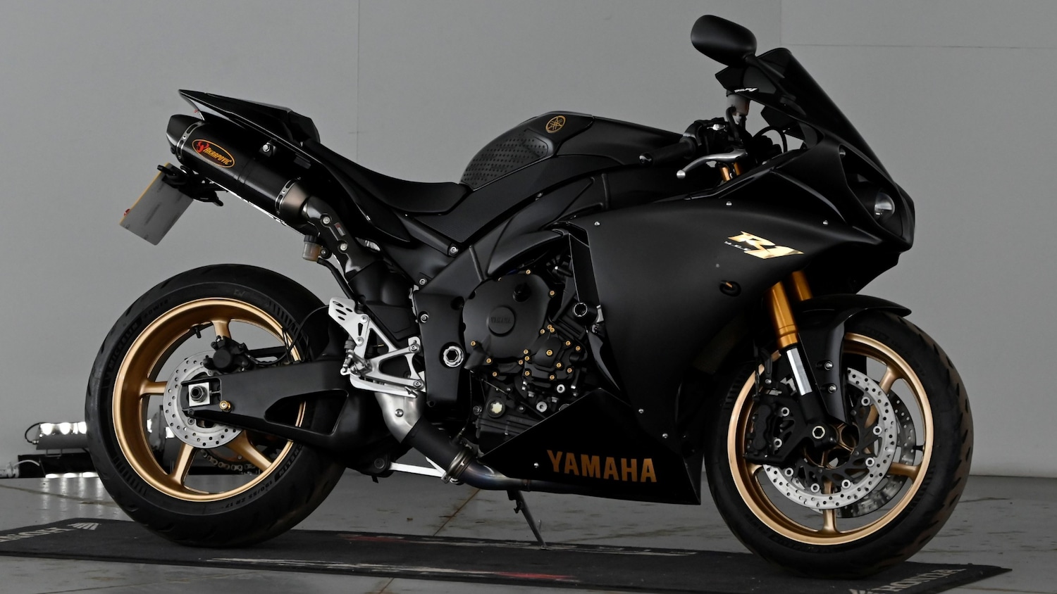 Yamaha R1