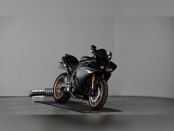 Used Yamaha R1 2010 for sale - bike-78232904: Photo