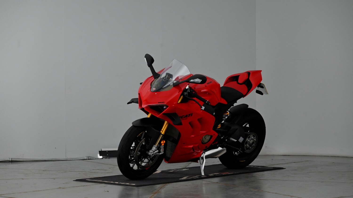 Ducati Panigale V4S
