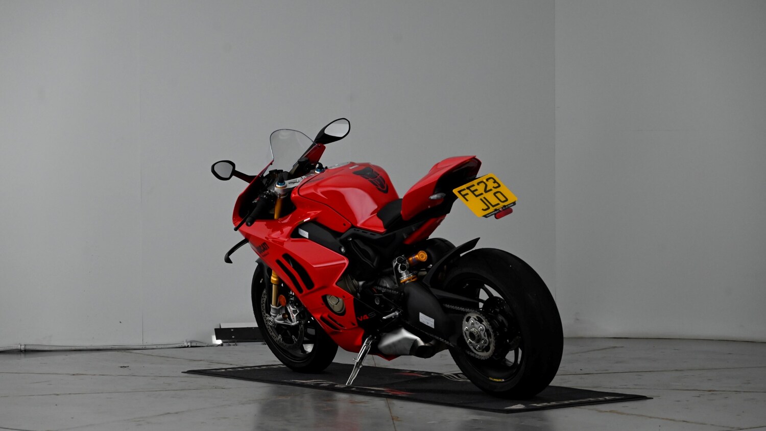 Ducati Panigale V4S