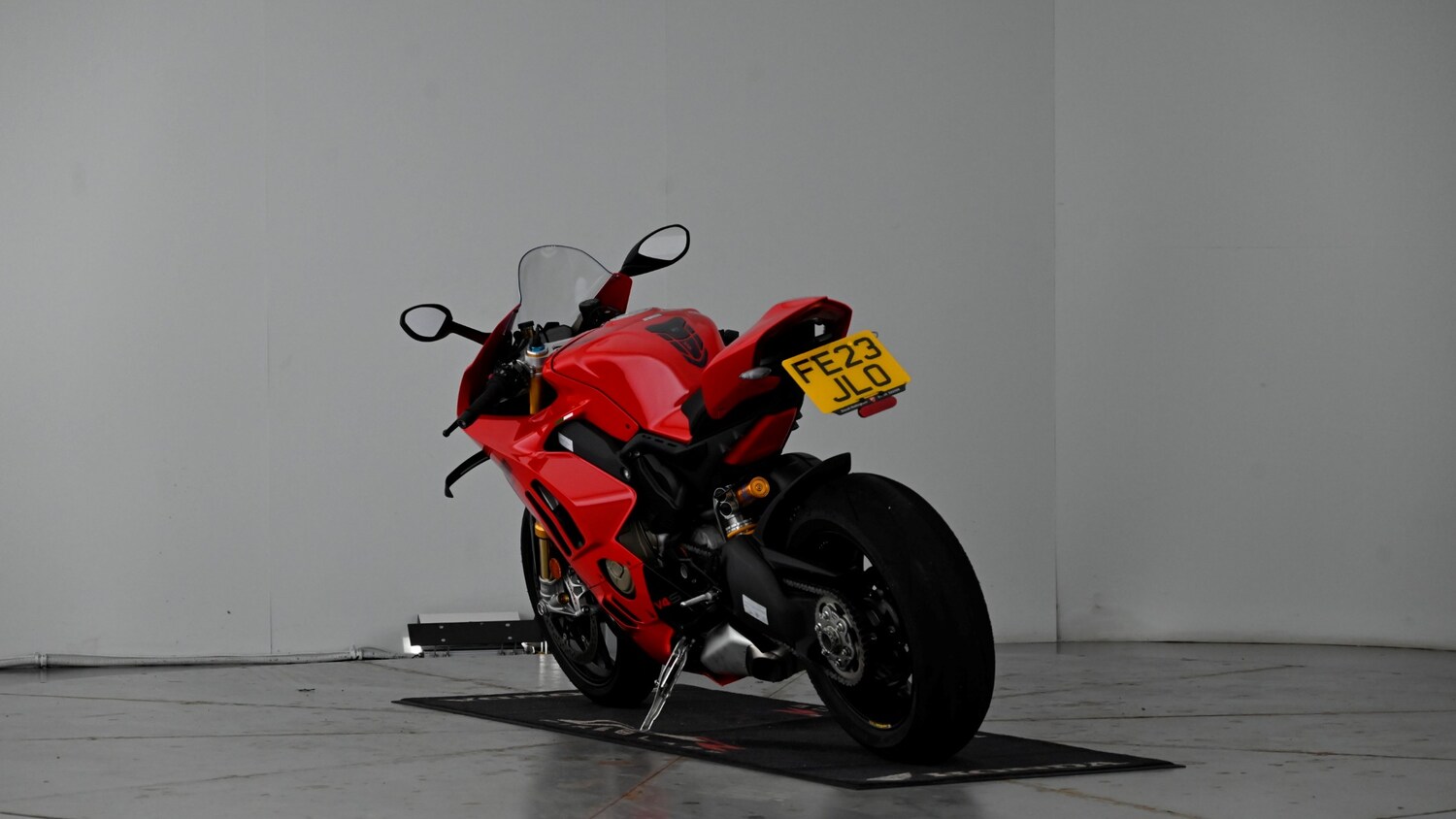 Ducati Panigale V4S