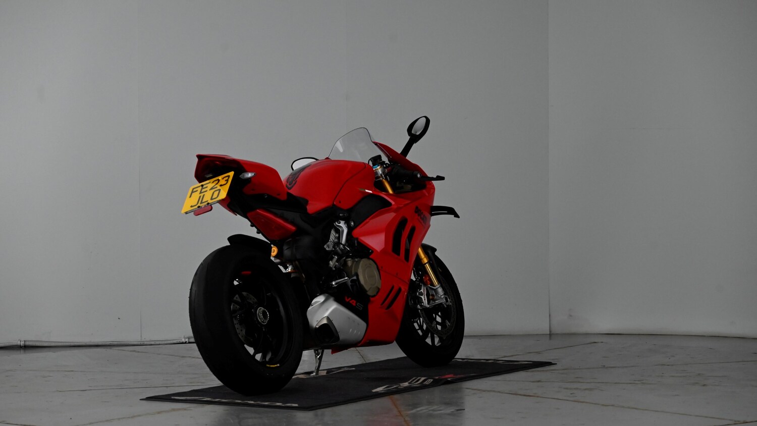 Ducati Panigale V4S