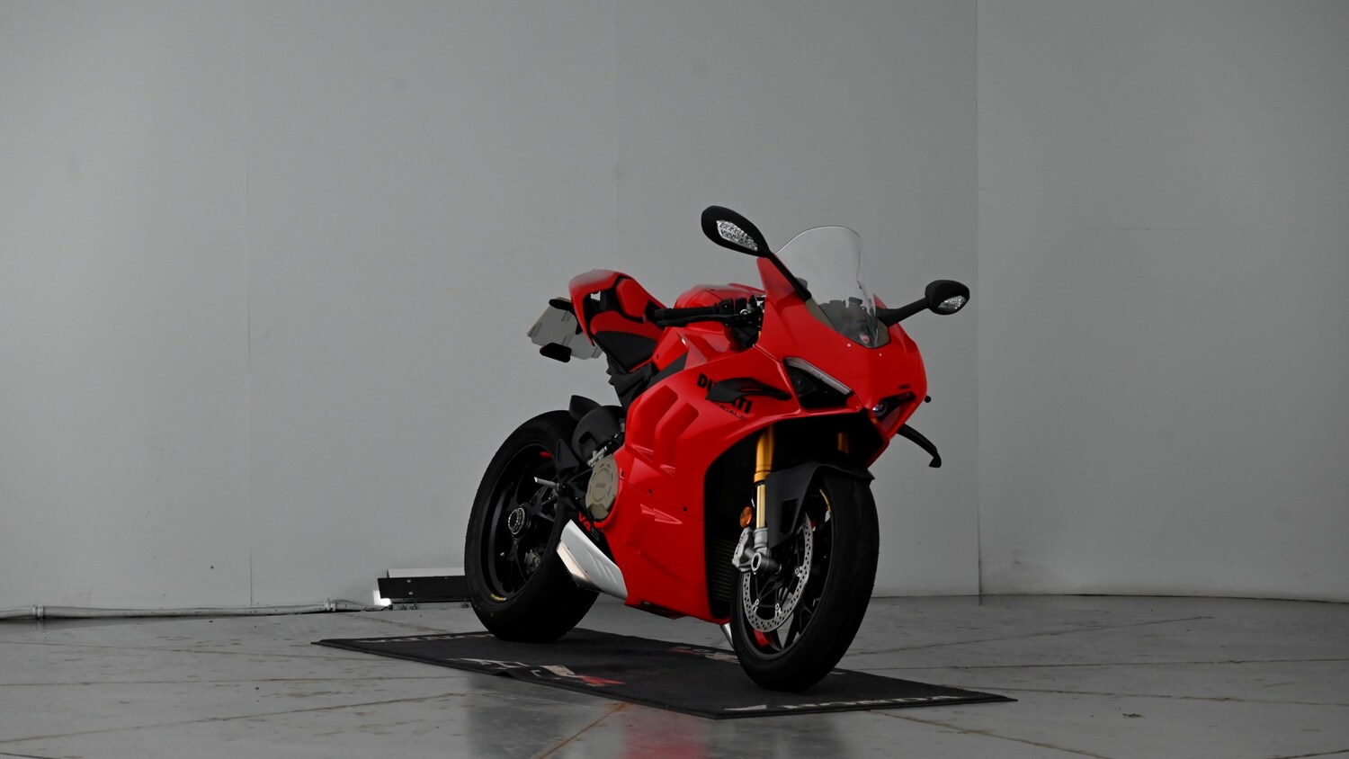 Ducati Panigale V4S