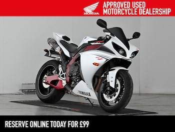 Used Yamaha R1 2015 for sale - bike-78824444: Photo