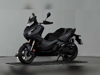 Used Honda ADV 350 2023 for sale - bike-78117826: Photo