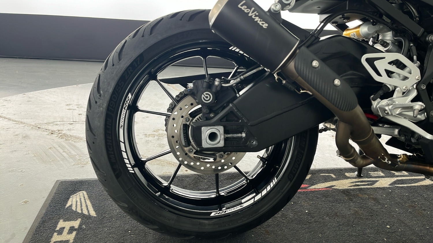 Used BMW S 1000 RR 2017 for sale - 78370442: Photo 9