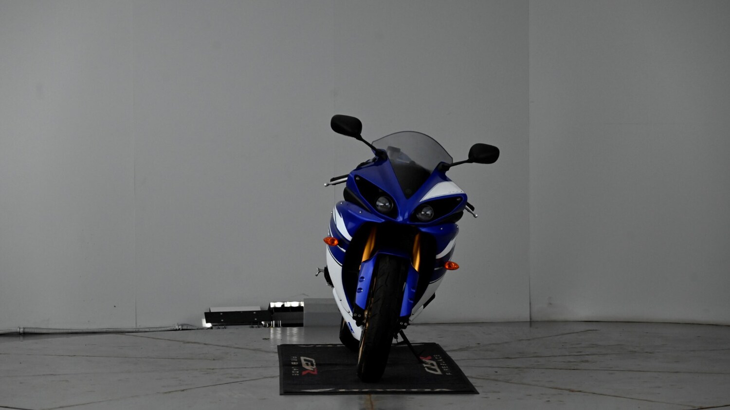 Yamaha R1