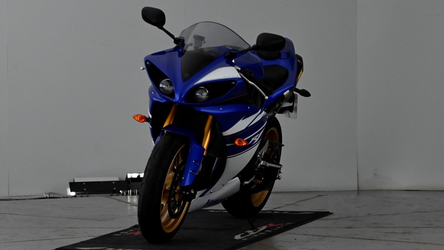 Yamaha R1