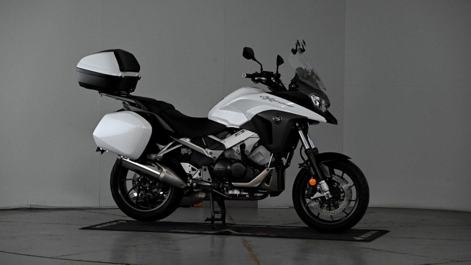 Used Honda VFR 2015 for sale - 78555453: Photo 10