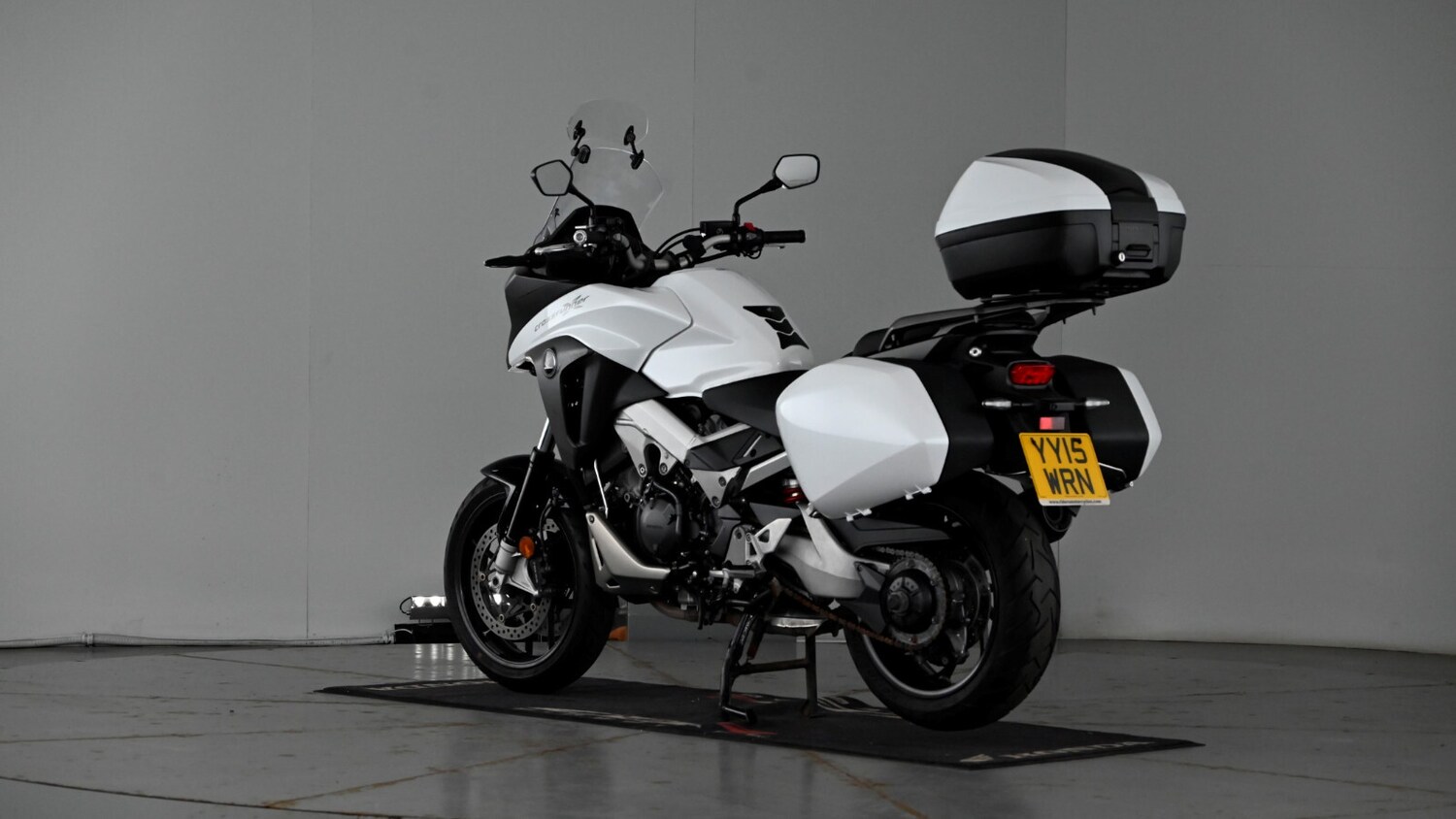 Used Honda VFR 2015 for sale - 78555453: Photo 8